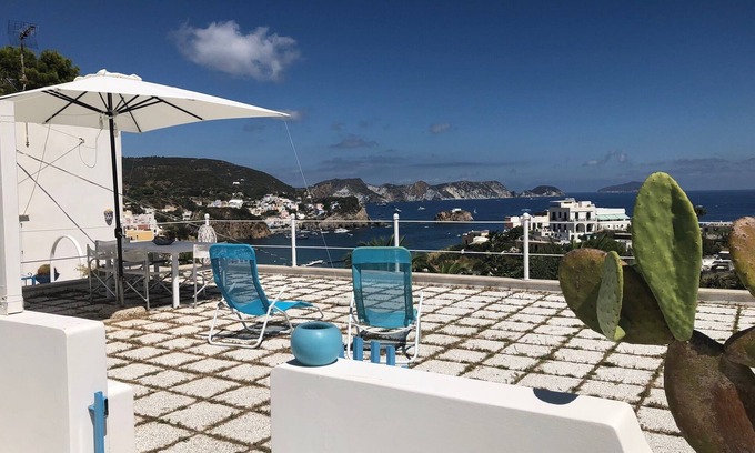 Ponza House | Discover Unique Ponza Home with Oceanfront Views