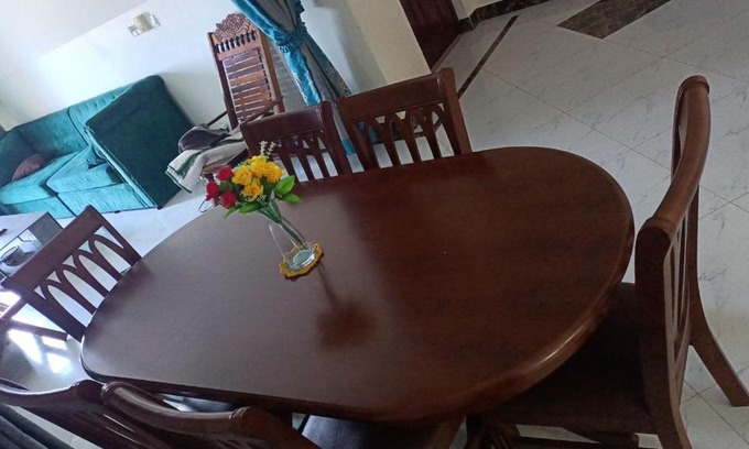 Ruessei Kaev House | Family-Friendly Charm at Charang House Awaiting Your Stay