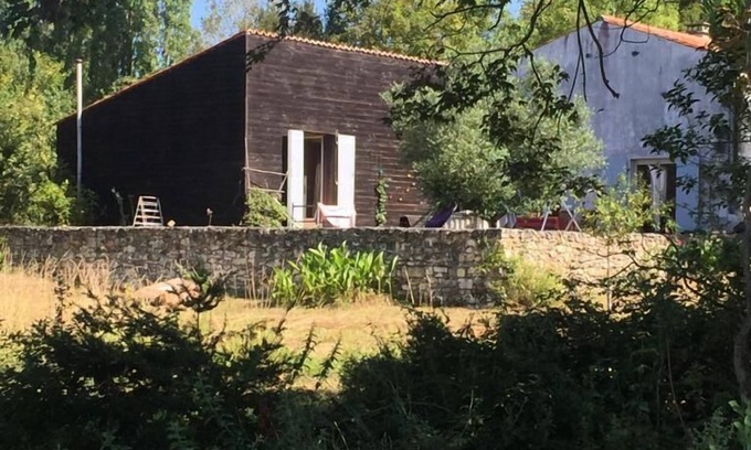Varzay House | Idyllic Charentaise House with Private Heated Pool & Ocean View