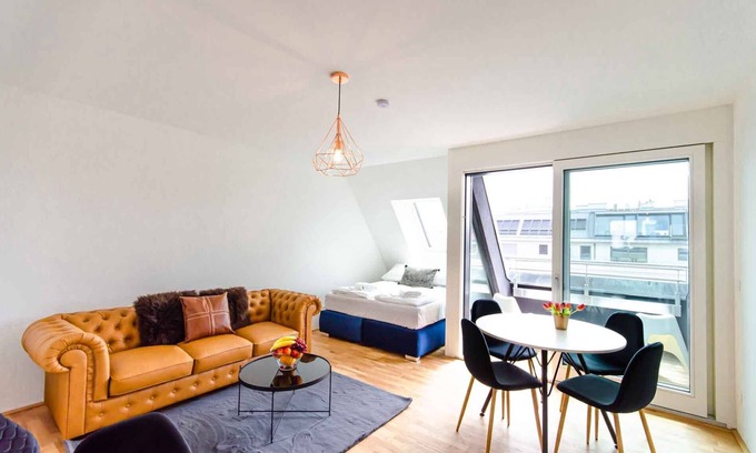 Weißgerber Apartment | Relax at the Vienna Oasis with Balcony and Family-Friendly Amenities