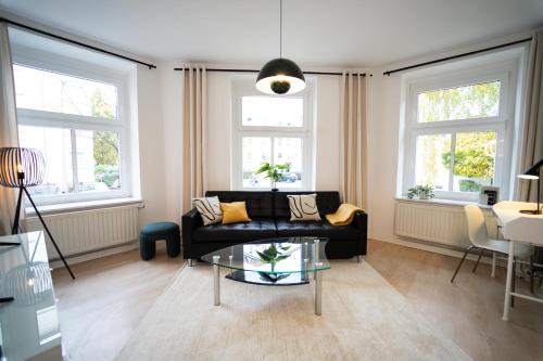 Gohlis-Mitte Apartment | Family-Friendly Escape at Charles & Kätchen Living Gohlis