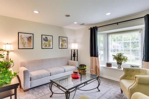 West Ashley House | Kid-Friendly Charleston Vacation Rental with Backyard Oasis