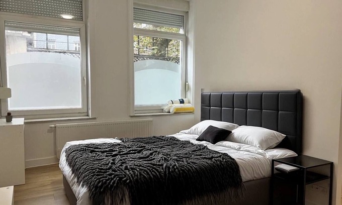 Charleroi Apartment | Charleville C center - train station - airport