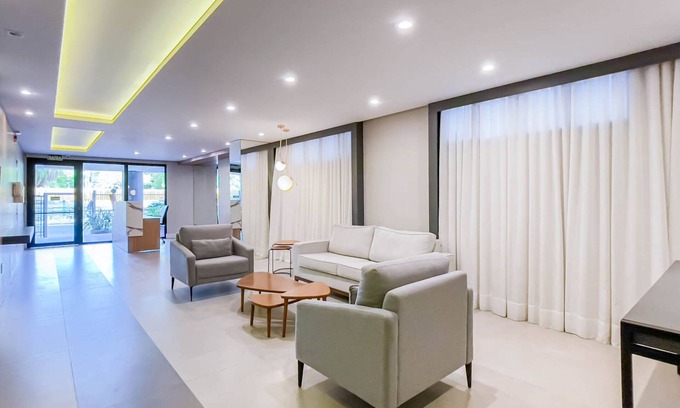 Cidade Baixa Apartment | Discover Charlie The Park Cidade Baixa: Family-Friendly Escape