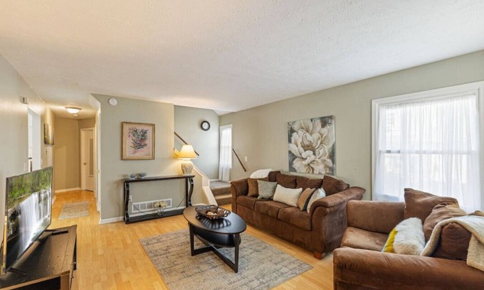 North Greece House | Discover Charlotte Charmer: Pet-Friendly 3 Bdrm Retreat
