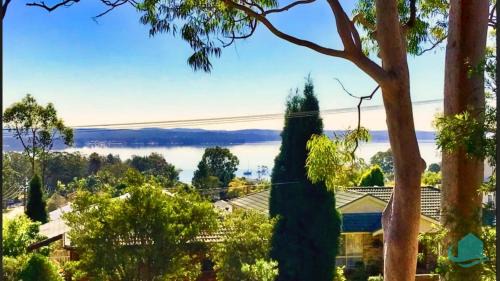 Bonnells Bay House | Experience Elegance at Charlottes Rhapsody - Family Friendly