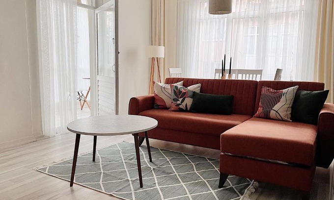 Uskudar Apartment | Cozy 2BR Apartment - Family Friendly with Great Ratings