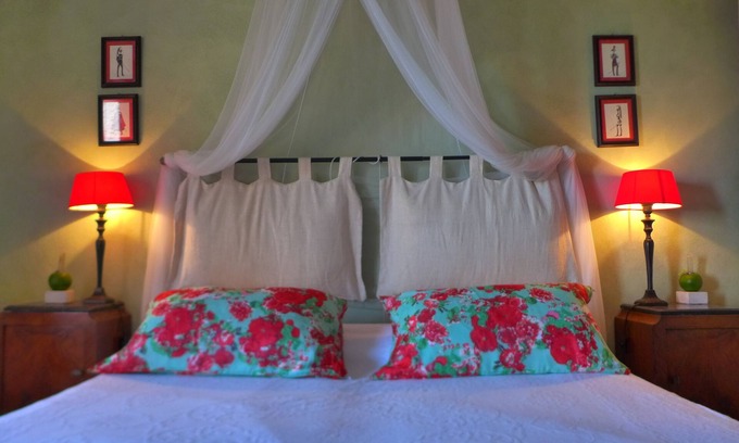 Sessa Aurunca Apartment | Authentic Escape: Relax in Rural Serenity with Ocean Views