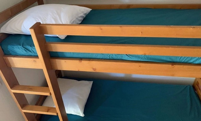 Les Bottieres House | Cozy Family Mountain Retreat with Pet-Friendly Amenities