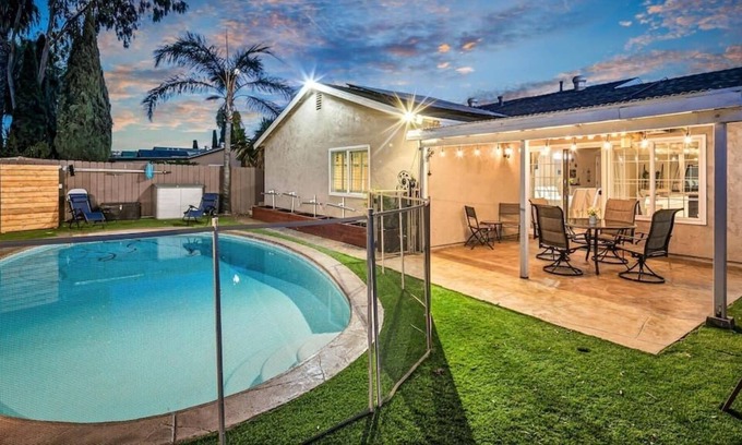Mira Mesa House | Delightful Mira Mesa Retreat with Pool & Park Access