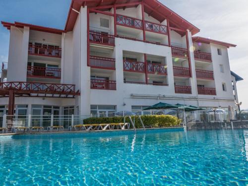 Hendaye Apartment | Charmant 2 pièces à Hendaye avec WiFi - FR-1-239-1105