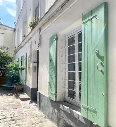 Montmartre Apartment | Elegant 2-Bedroom Escape in Paris Montmartre - Rated 9.5