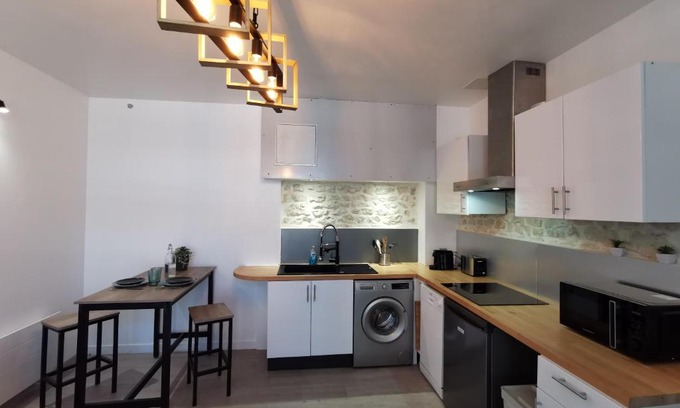 Meschers-sur-Gironde Apartment | Cozy Apartment in the Heart of Meschers/Gironde