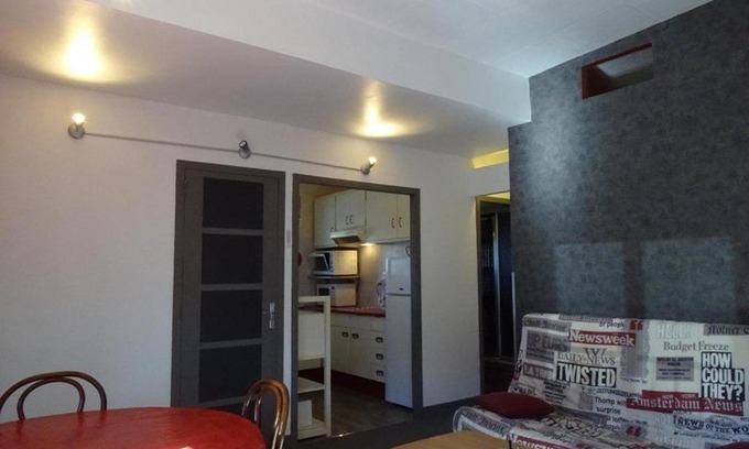 Arette Apartment | Cozy 3-Room Apartment in Arette with Free Parking & Ski Lockers