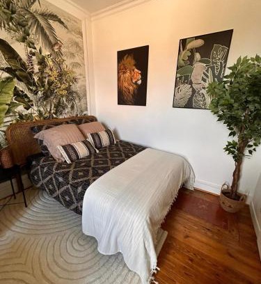 Jaunay-Clan Apartment | Welcoming Apartment Steps from Futuroscope Attractions