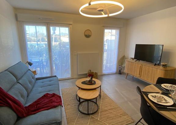 Biscarrosse Apartment | Stylish 4-Star Apartment with Family-Friendly Amenities