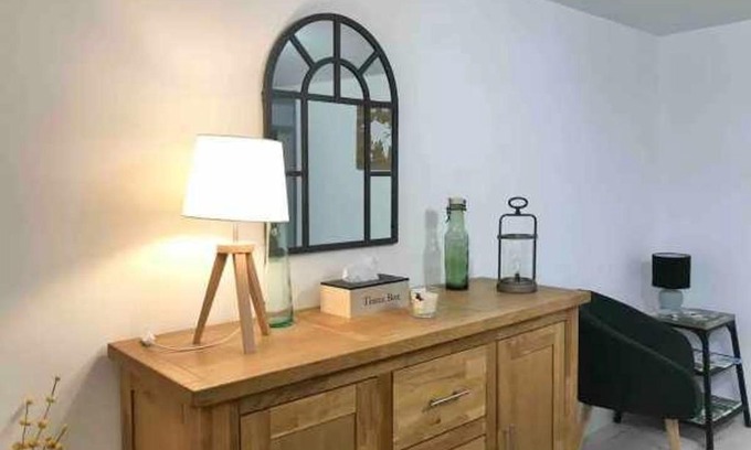 Neufchateau Apartment | Charmant Gîte à Neufchâteau Proche Domrémy-la-Pucelle - FR-1-589-797