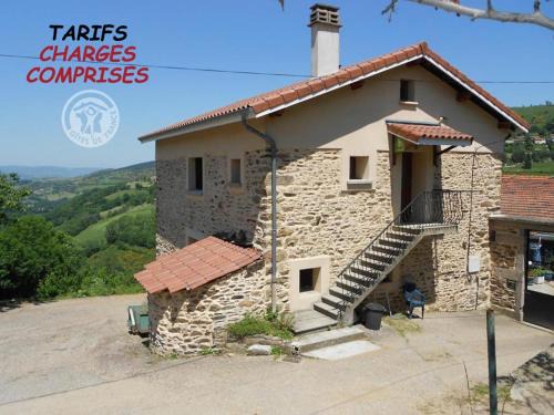 La Valla-en-Gier House | Cozy Gîte with Garden & WiFi in Pilat Nature Park