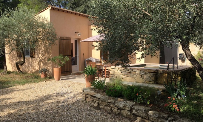 Aubais Cabin | Idyllic Gîte Near Camargue with Pool and Family Amenities
