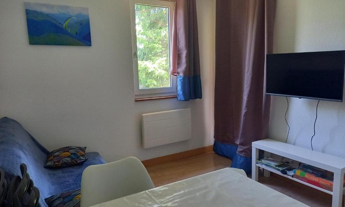 Genos Apartment | Charming Stay at Val Louron: Pet-Friendly & Family Friendly