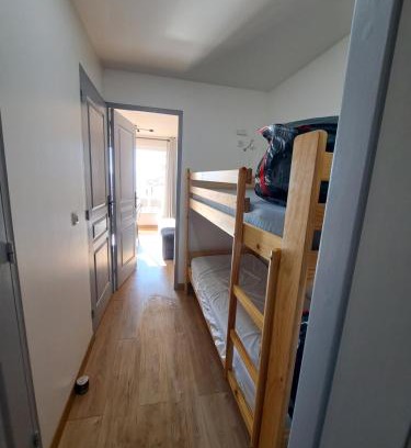 Font-Romeu-Odeillo-Via Apartment | Cozy Studio Cabin in the Heart of Font Romeu - Family Friendly