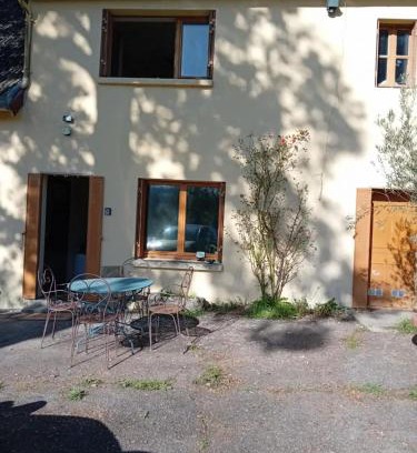 Aubusson Apartment | Charmant studio à Aubusson avec terrasse 35 m²