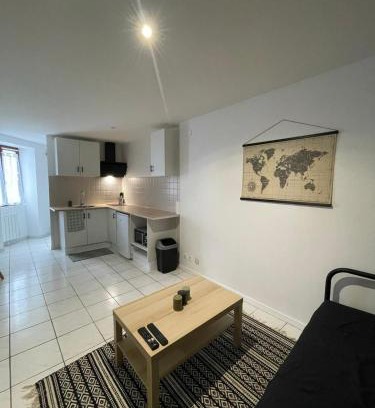 Issoudun Apartment | Cozy Studio l'Arnon in Family-Friendly Issoudun