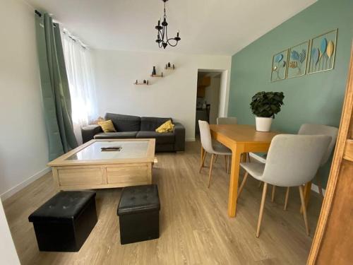 Saint-Beron Apartment | Delightful Home in Saint Béron - Family and Pet Friendly