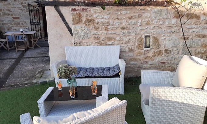 Saillac House | Charming Country Home Near Collonges la Rouge with Pool
