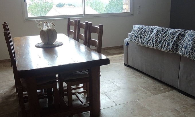 Aigremont House | Inviting Village Home - Ideal for Family Getaways