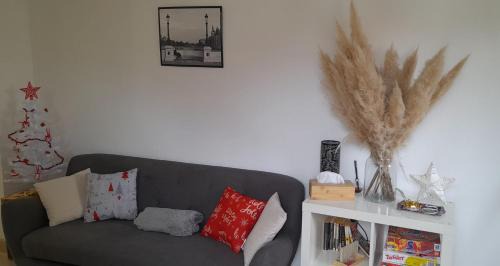 L'Isle-Jourdain Apartment | Cozy Renovated Home near Lake and City Center