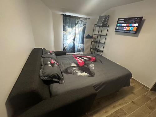 Pierrefitte-sur-Seine Apartment | Cozy Studio Near Tram 5 in Saint Denis – Pet Friendly Stay