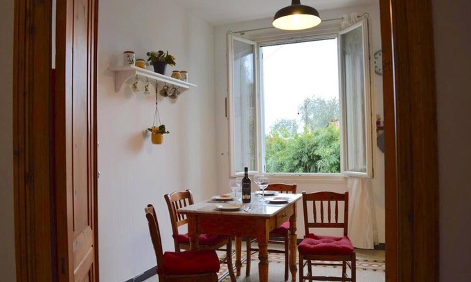 La Spezia Apartment | Comfort and Quality Stay Near Cinque Terre with Breakfast