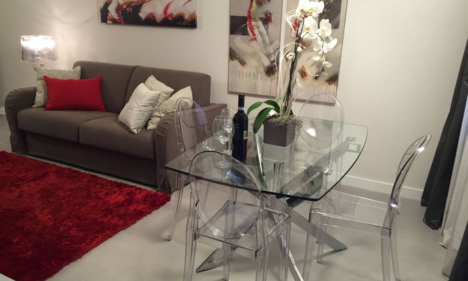 Citta Antica Apartment | Elegant Verona Retreat Steps from Historic Center