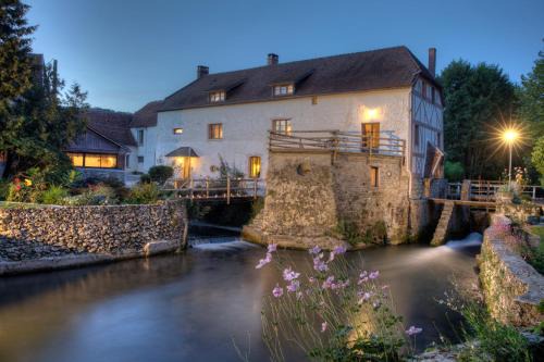 Vendieres Hotel | Relaxing Retreat at Charme Au Fil De L'Eau with Ocean Views