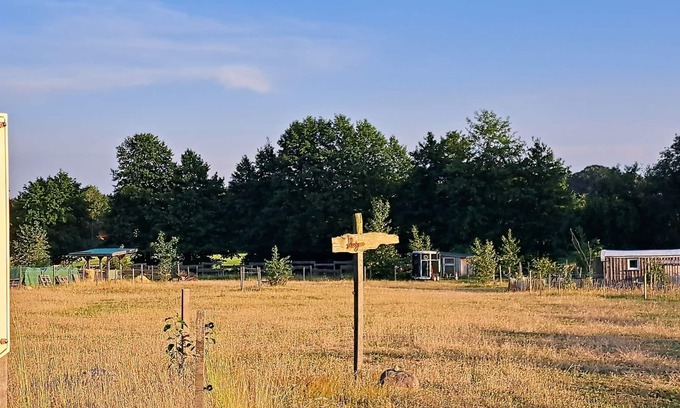 Karstadt Cabin | Charming 1-bedroom cabin in the fields near a small village.