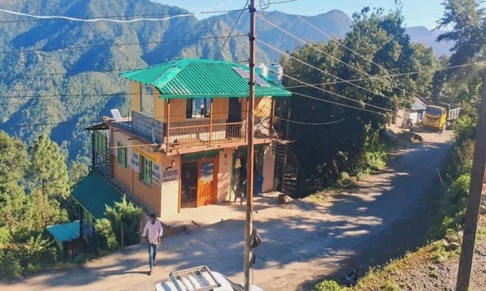 Bhimtal Hotel | Charming 1-bedroom hotel in beautiful Bhimtal with WiFi