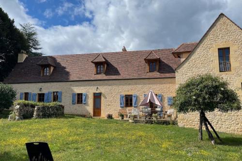 Vitrac House | Historic 19th Century Farmhouse with Pool & Ocean View