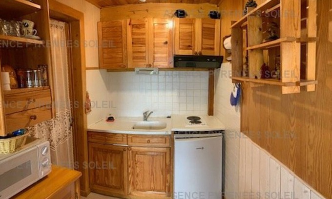 Les Angles Apartment | Top-Rated Apartment Les Angles with Spa and Kitchen Amenities