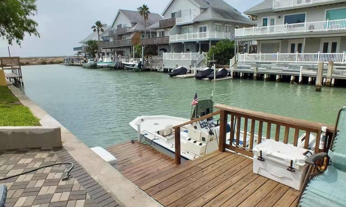 Port Isabel House | Charming 1BR Waterfront Retreat with Private Patio