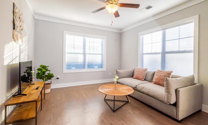 Morrisville Apartment | Cozy 1BR with Gym, Workspace & Family-Friendly Pool