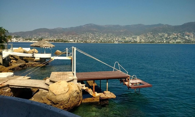 Caleta Villa | Charming 2-bedroom villa in Acapulco enchanting views and access to the ocean