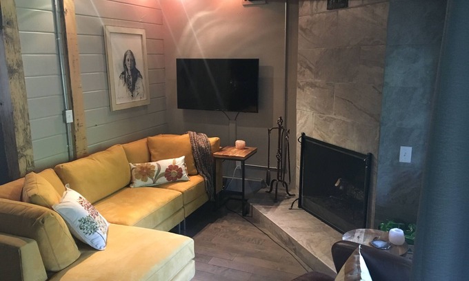 Vail Condo | Serene 2 Bedroom Condo with Kitchen & Spa, Guest Rated 9.8