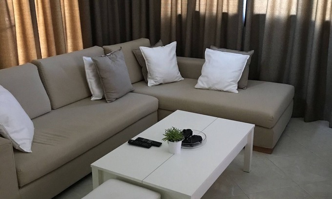 Agia Marina House | Cozy 2-Bed House in Kallithea with Breakfast Included