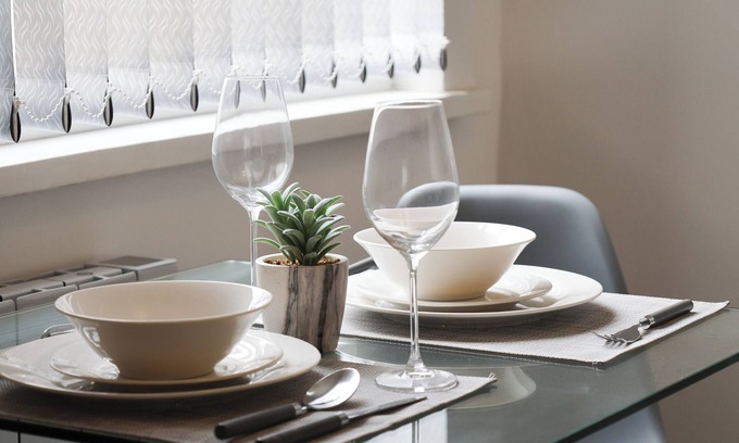 Coventry House | Charming 2 Bed with Ensuites | Fast Wi-Fi | Comfortable Sofa and more!