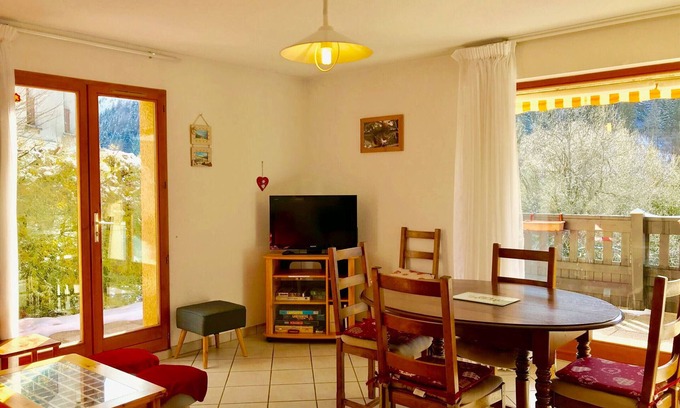 Villard-de-Lans Apartment | Family-Friendly Apartment in Villard-de-Lans with Spa