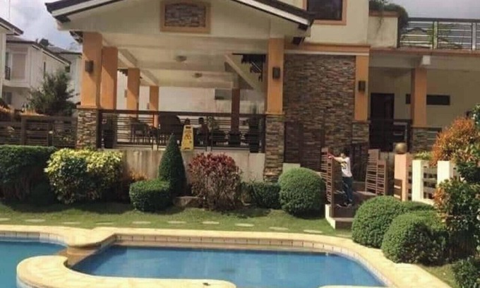 Tagaytay Villa | Charming 2-bedroom Villa in lovely Tagaytay City with Pool