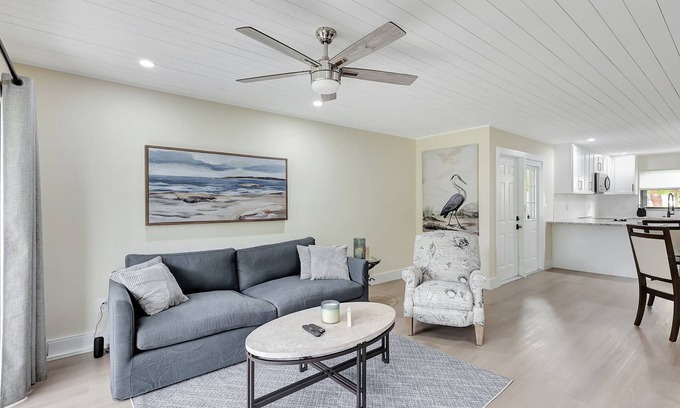 Stuart Condo | Charming 2-Bedroom Apartment fully renovated in peaceful Stuart