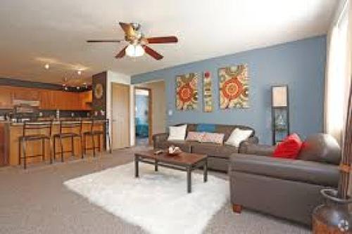 Normal Apartment | Cozy 2 Bedroom Apartment in Normal - Pet Friendly & Accessible