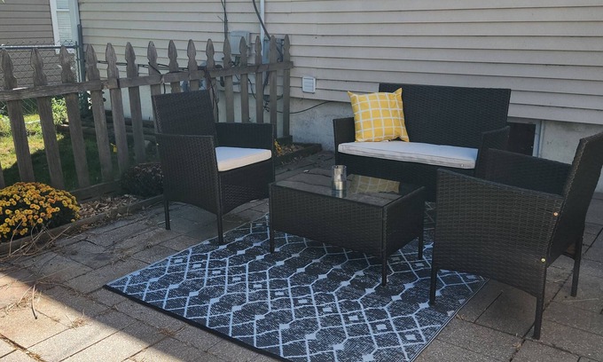 Kearney Cottage | Charming 2-bedroom cottage in Kearney with WiFi and AC